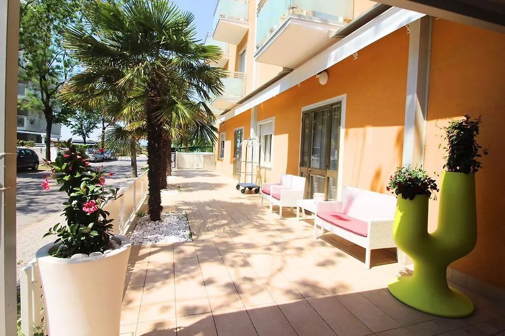 Hotel Eraclea Лидо-ди-Езоло